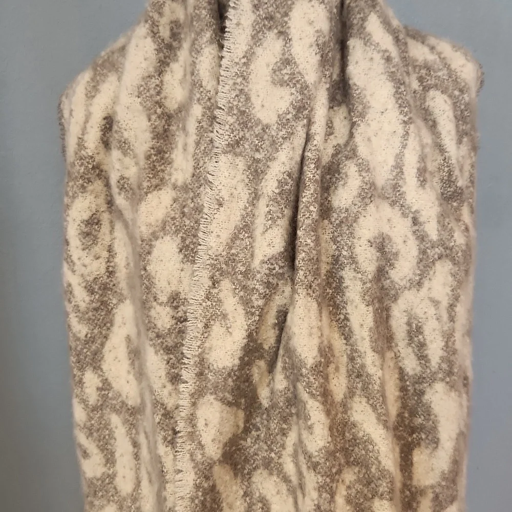 Cedarwood Threds plush leopard print fringe detail blanket scarf